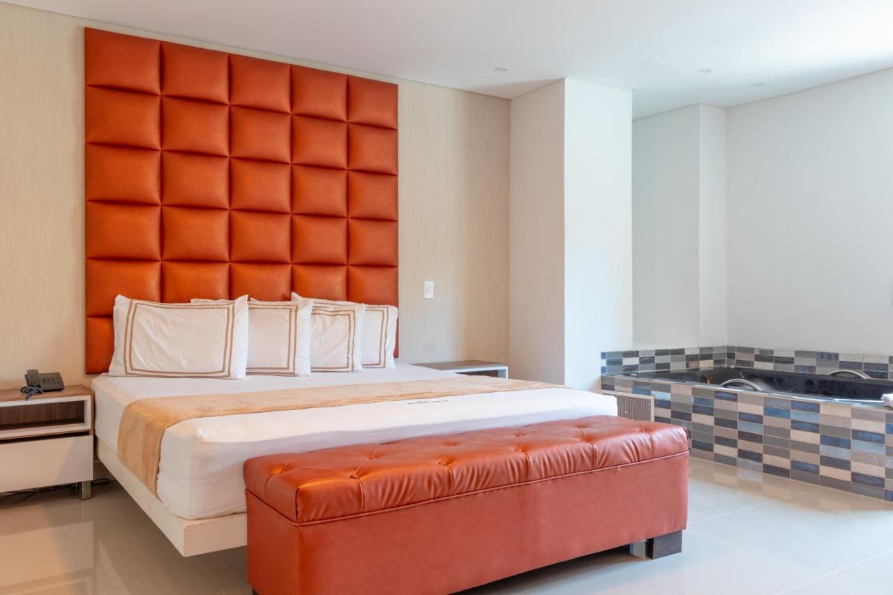 Infinity Hotel Medellín Eksteriør billede