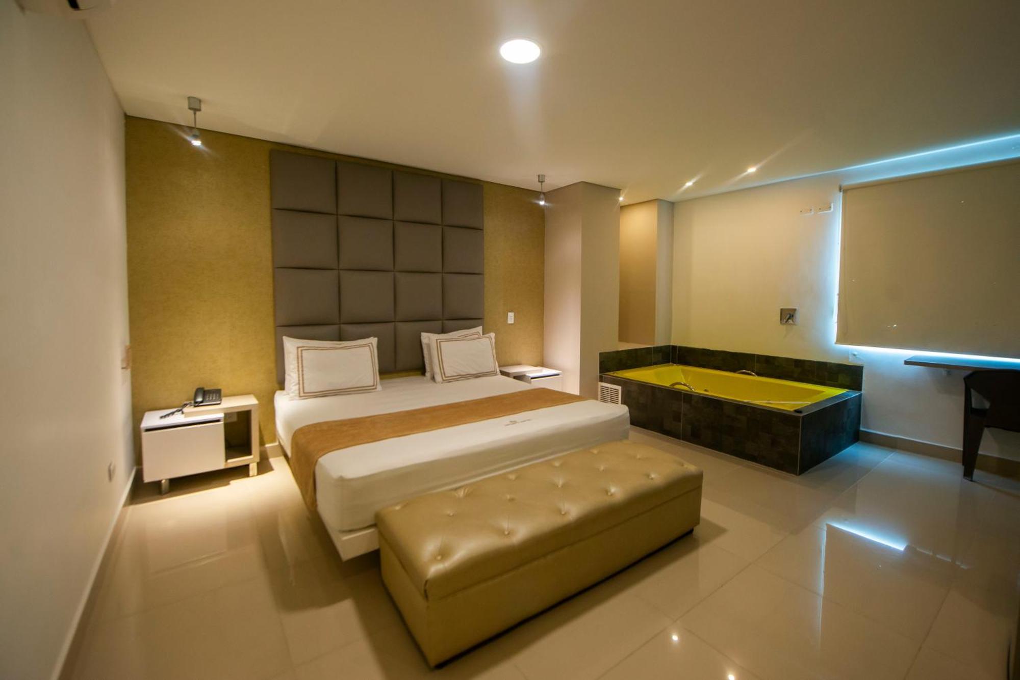 Infinity Hotel Medellín Eksteriør billede