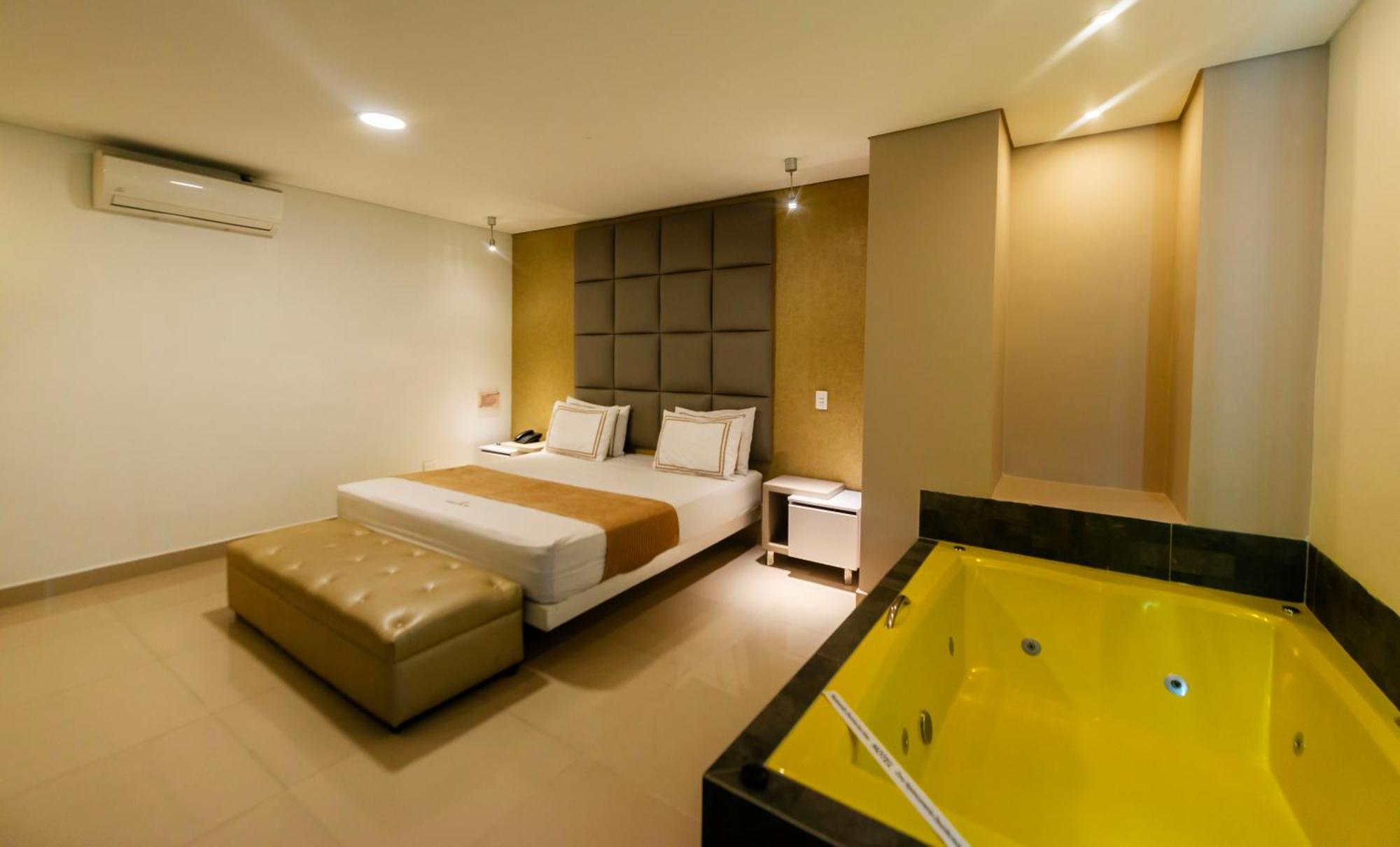 Infinity Hotel Medellín Eksteriør billede